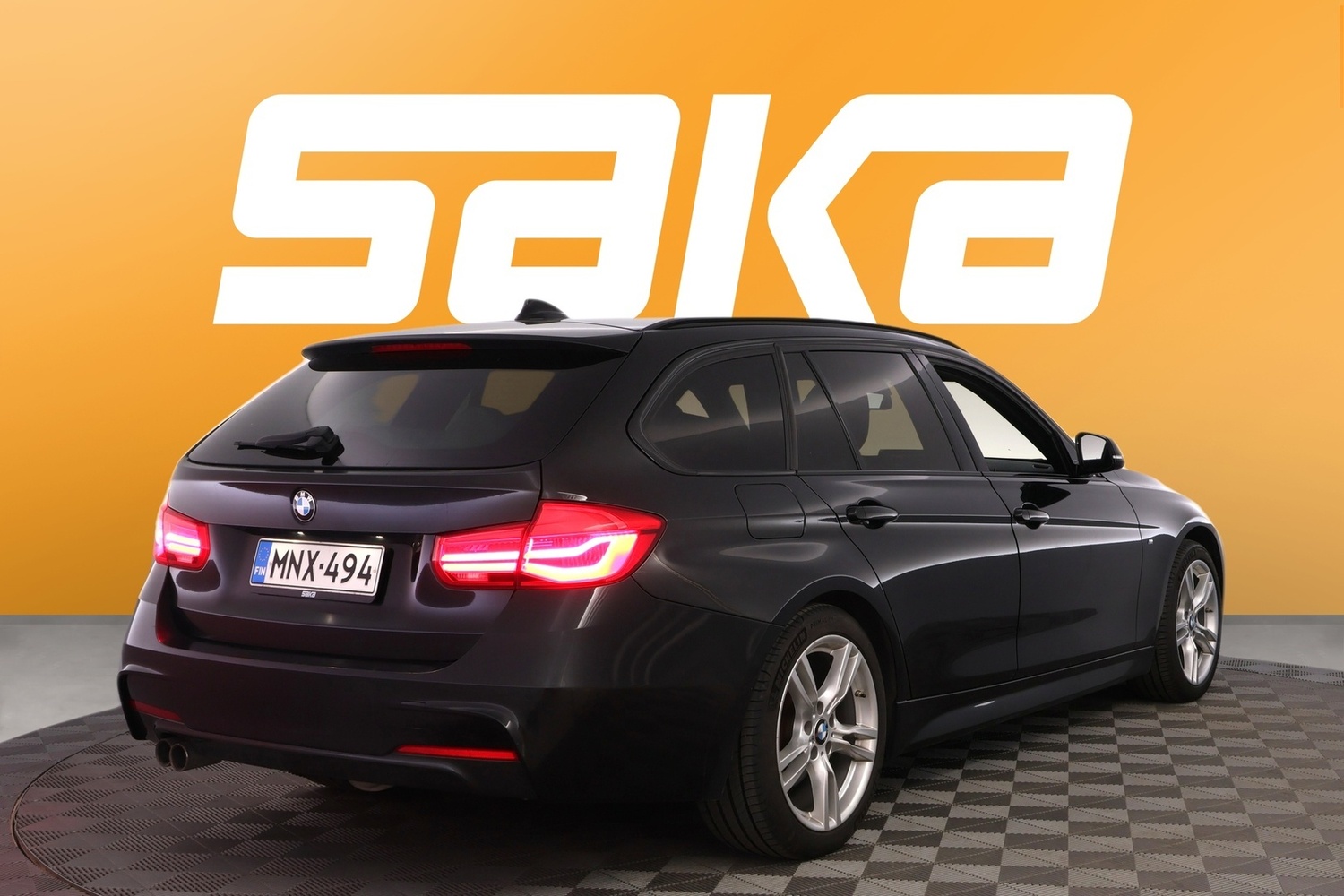 BMW 320 vaihtoauto