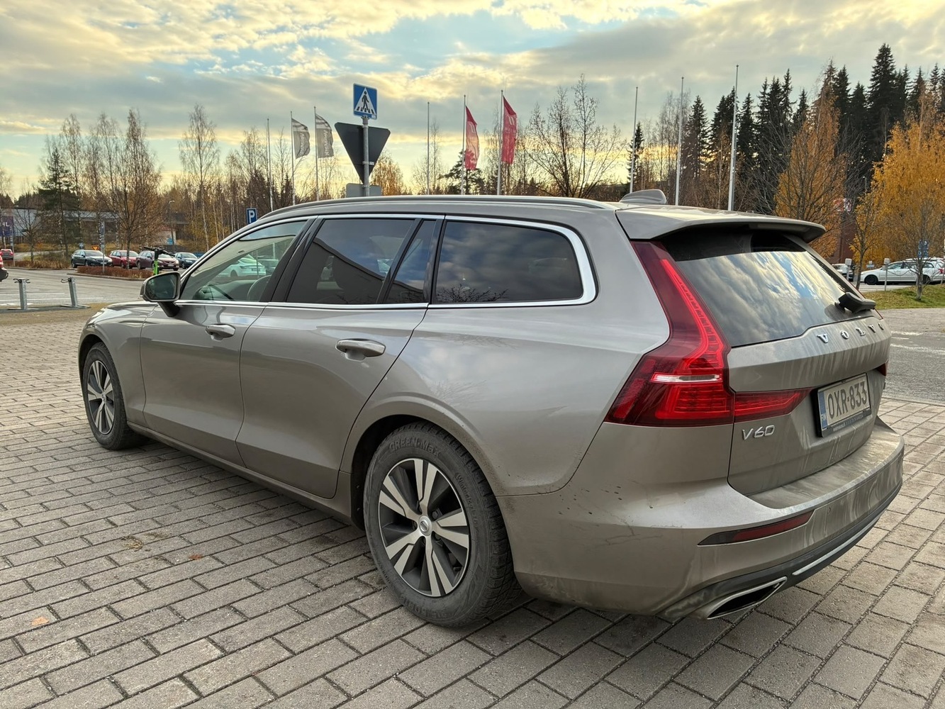 Volvo V60 vaihtoauto