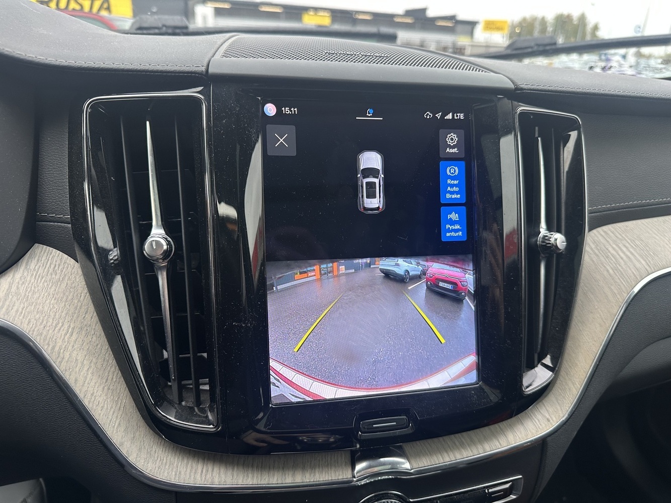Volvo XC60 vaihtoauto