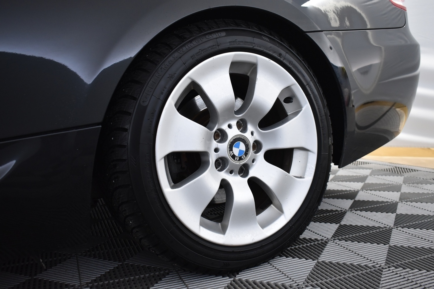 BMW 325 vaihtoauto