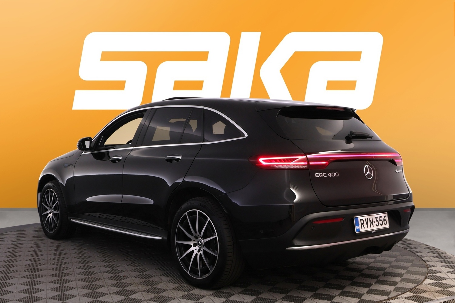 Mercedes-Benz EQC vaihtoauto
