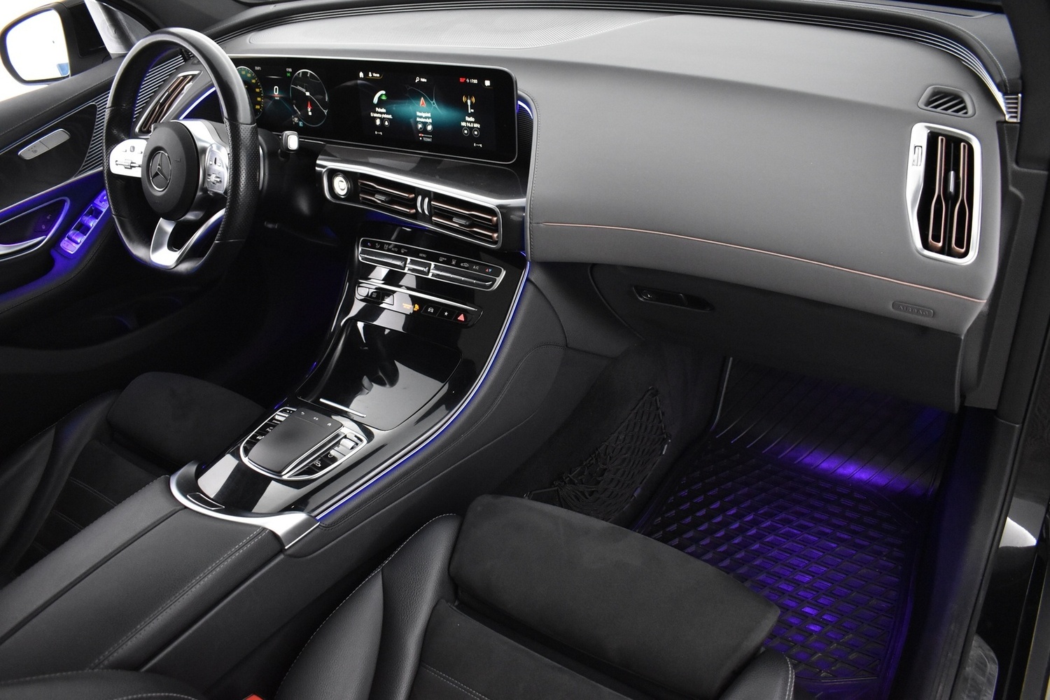 Mercedes-Benz EQC vaihtoauto
