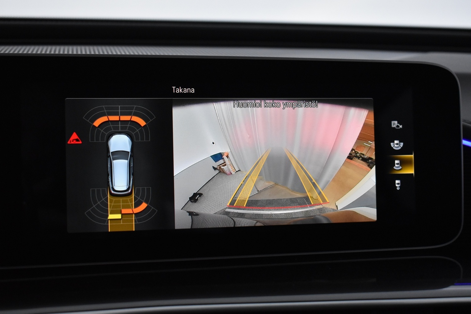 Mercedes-Benz EQC vaihtoauto
