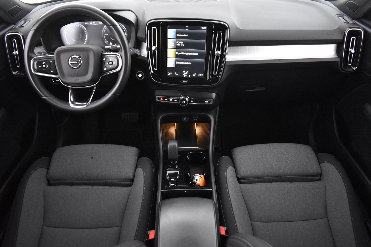 Volvo XC40 vaihtoauto