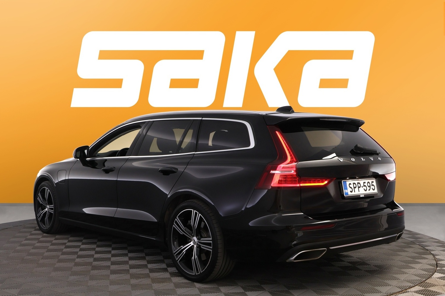 Volvo V60 vaihtoauto
