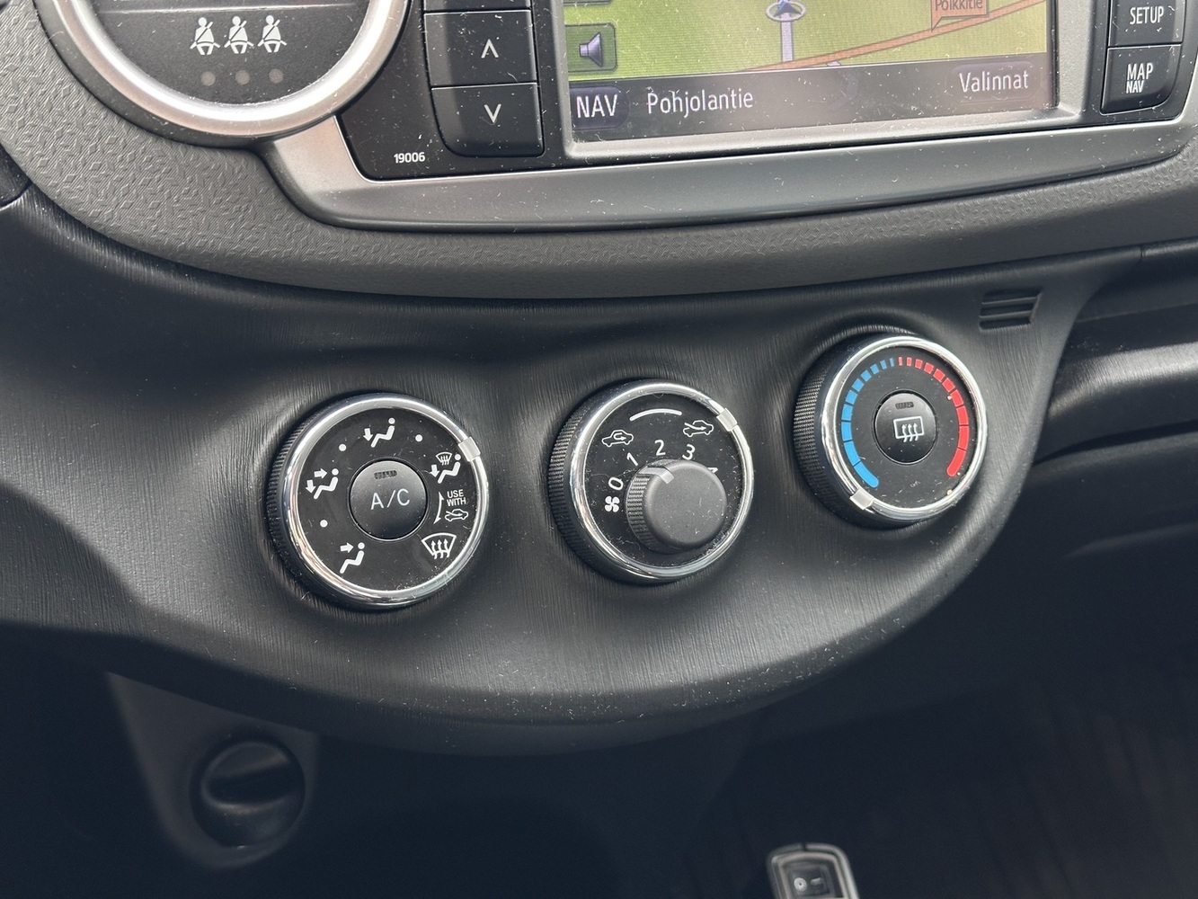 Toyota Yaris vaihtoauto