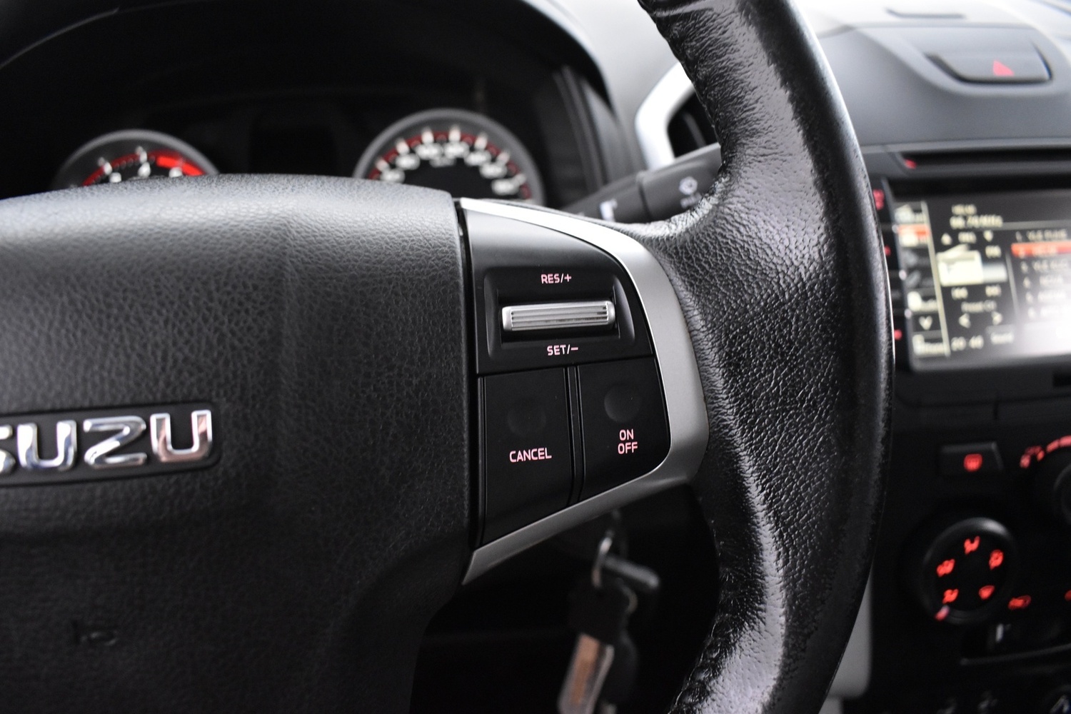 Isuzu D-Max vaihtoauto