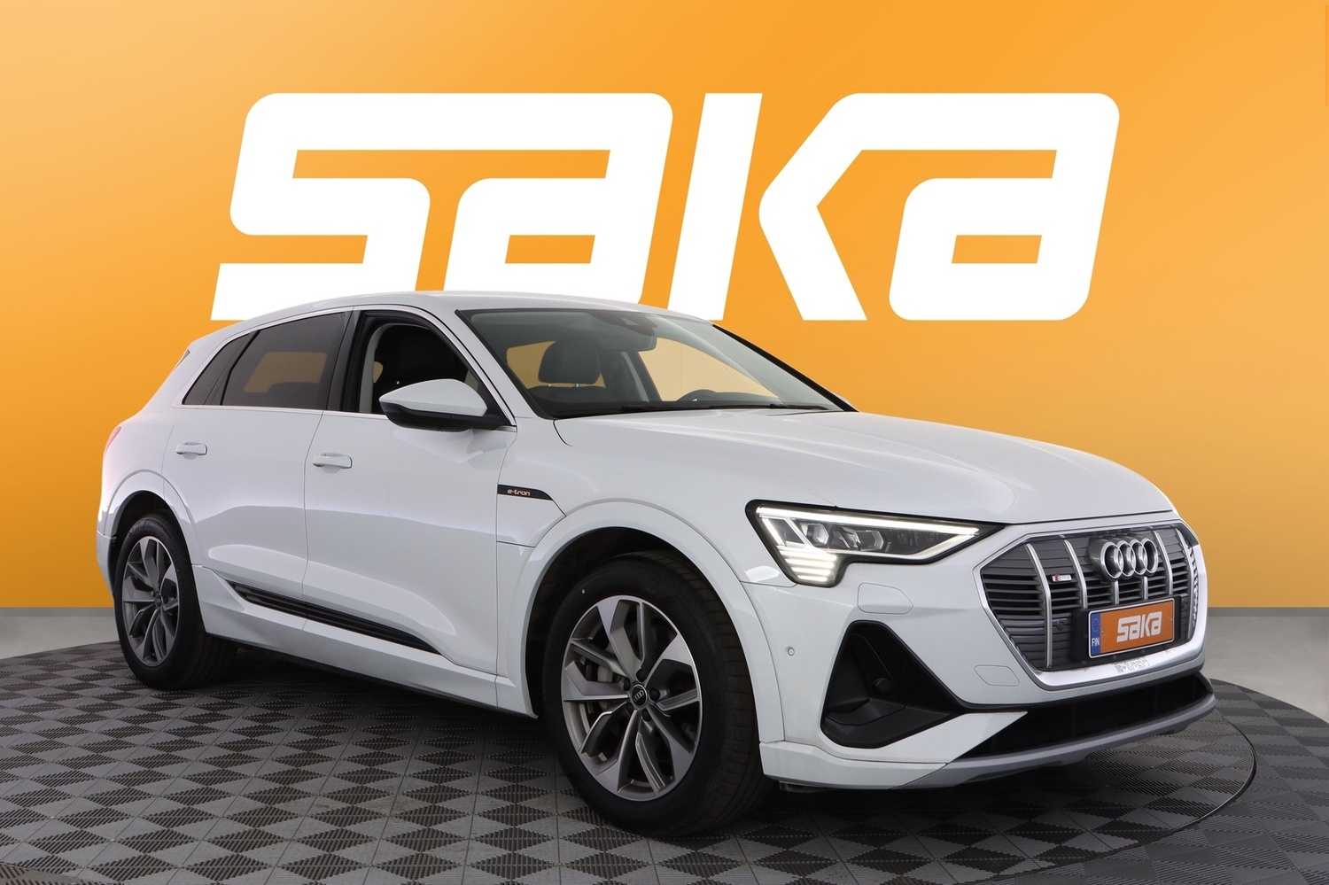 Audi e-tron vaihtoauto