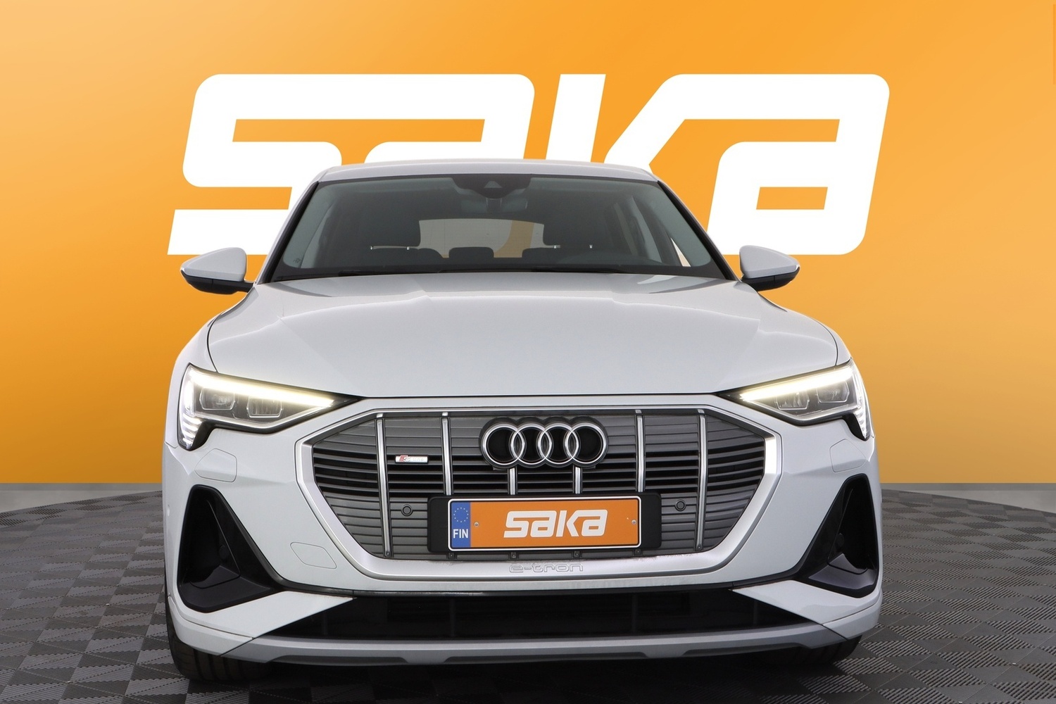 Audi e-tron vaihtoauto