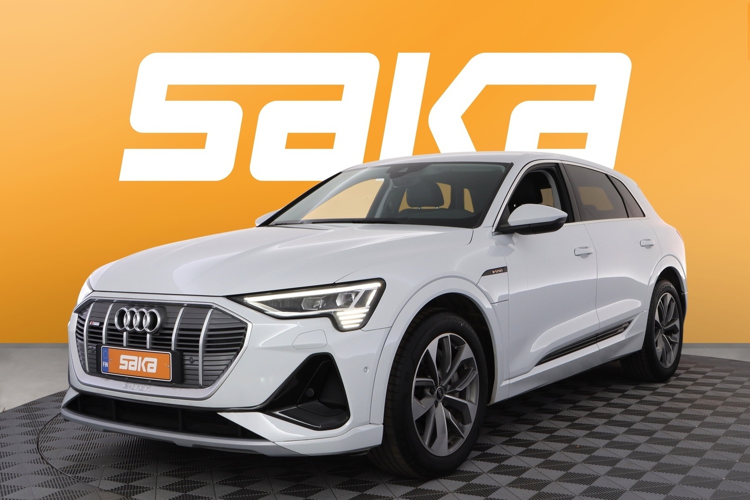 Audi e-tron vaihtoauto