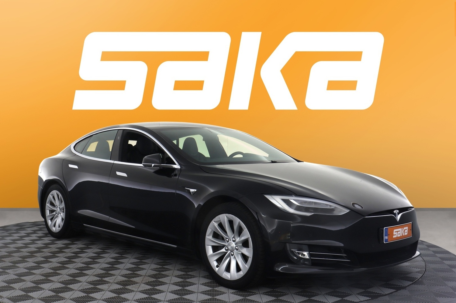 Tesla Model S vaihtoauto