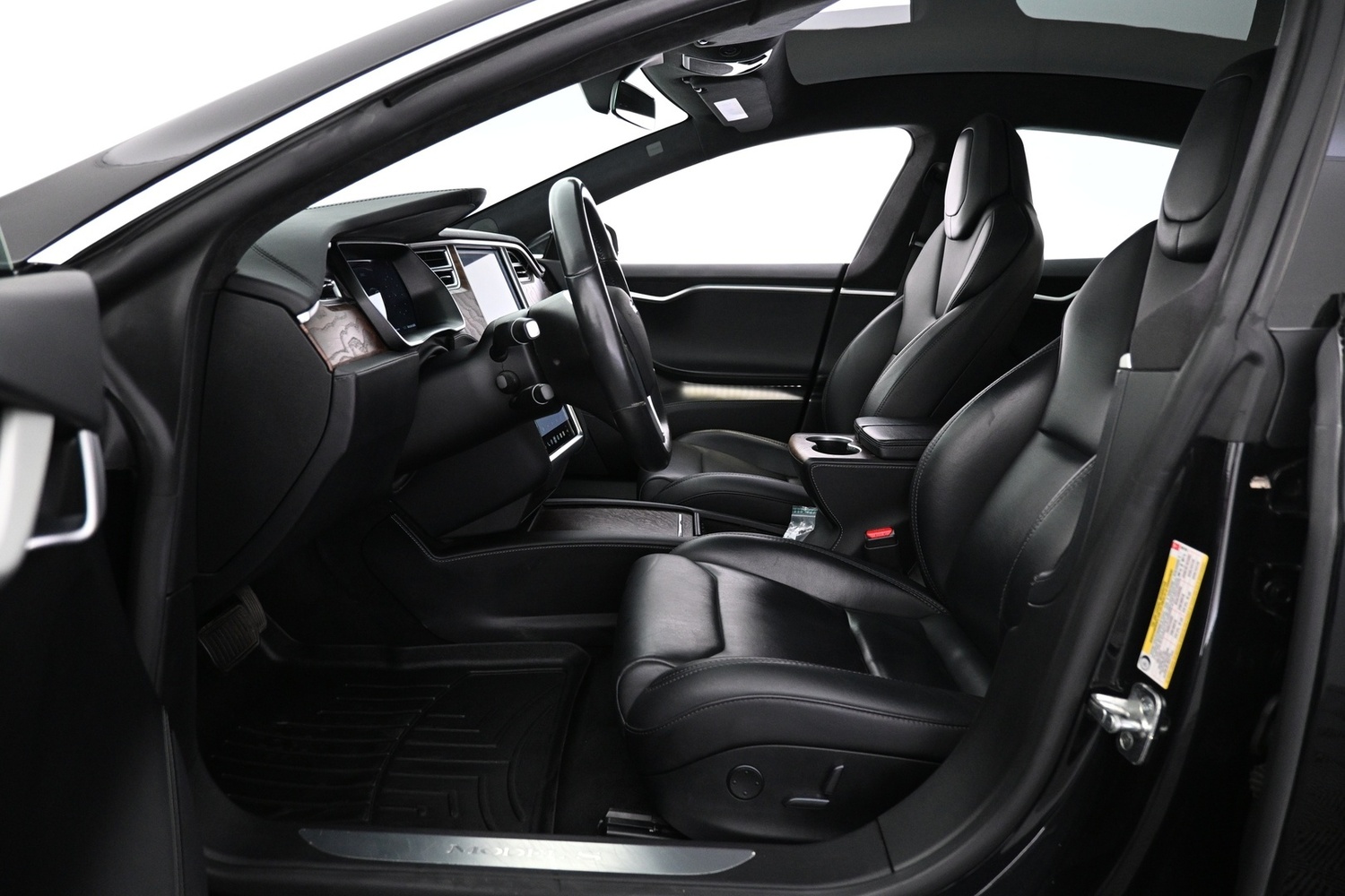 Tesla Model S vaihtoauto