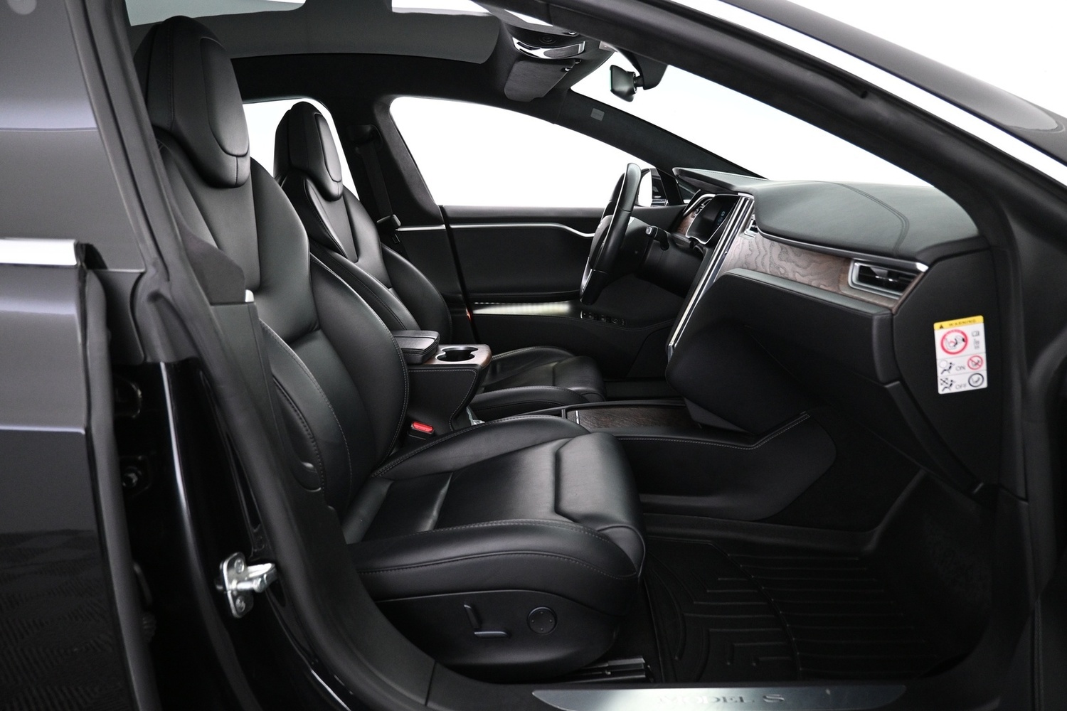 Tesla Model S vaihtoauto