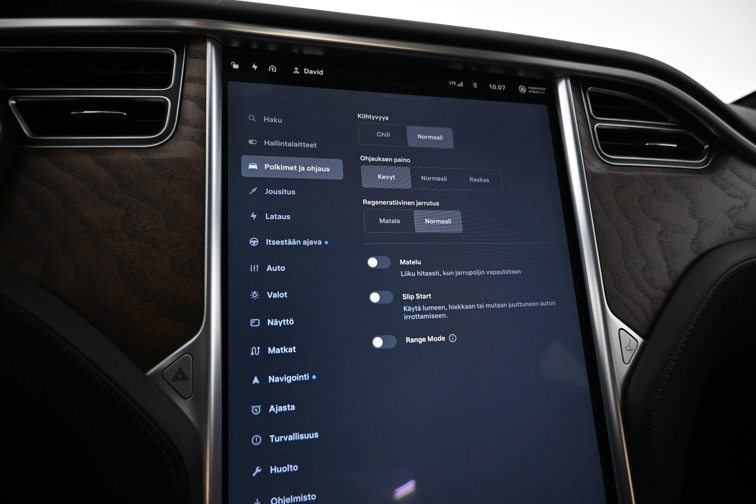 Tesla Model S vaihtoauto