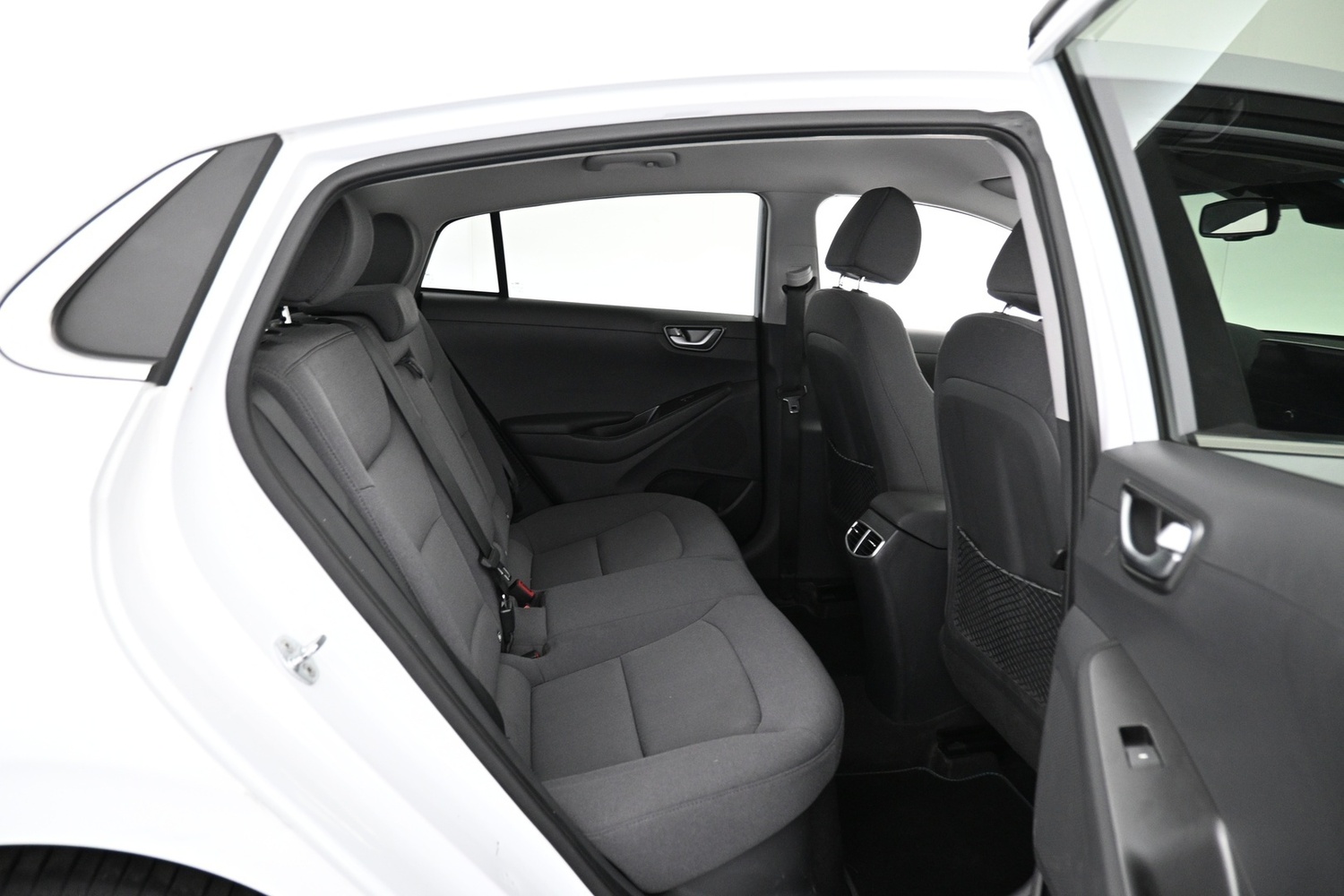 Hyundai IONIQ plug-in vaihtoauto