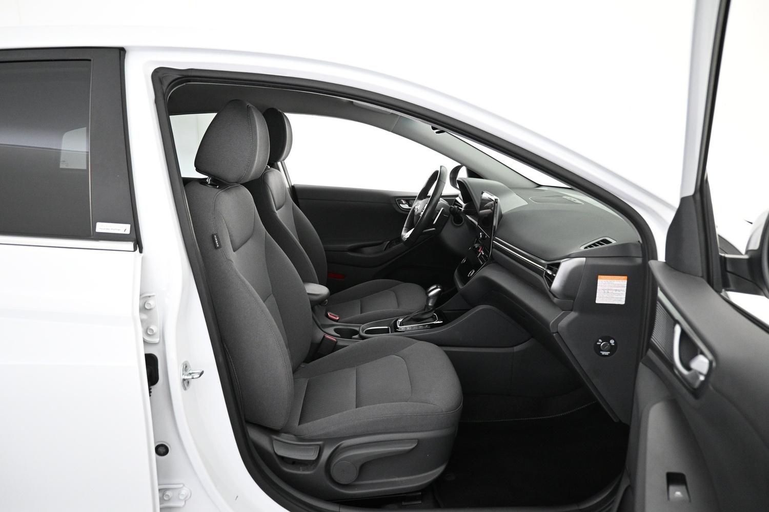 Hyundai IONIQ plug-in vaihtoauto