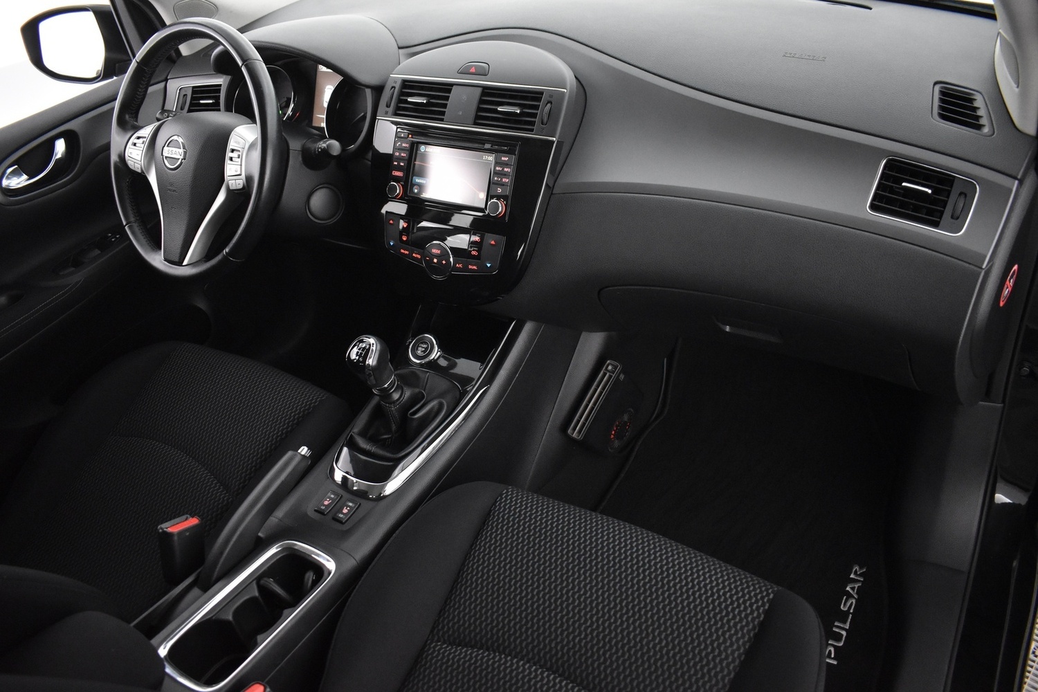 Nissan Pulsar vaihtoauto