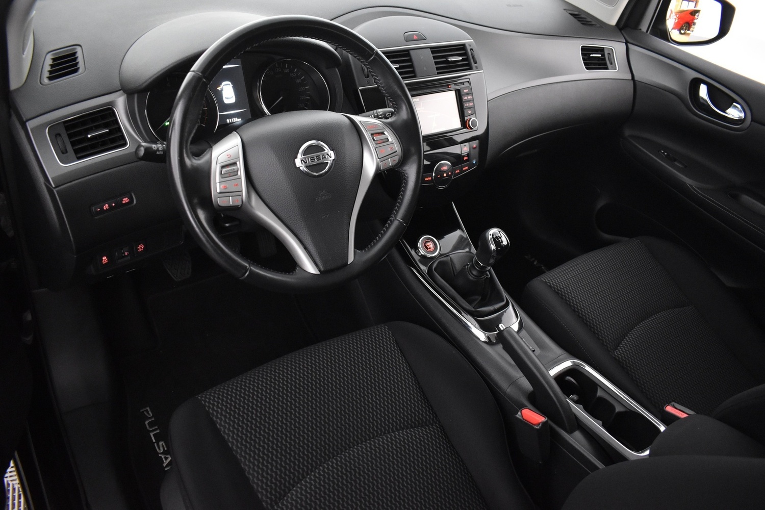 Nissan Pulsar vaihtoauto