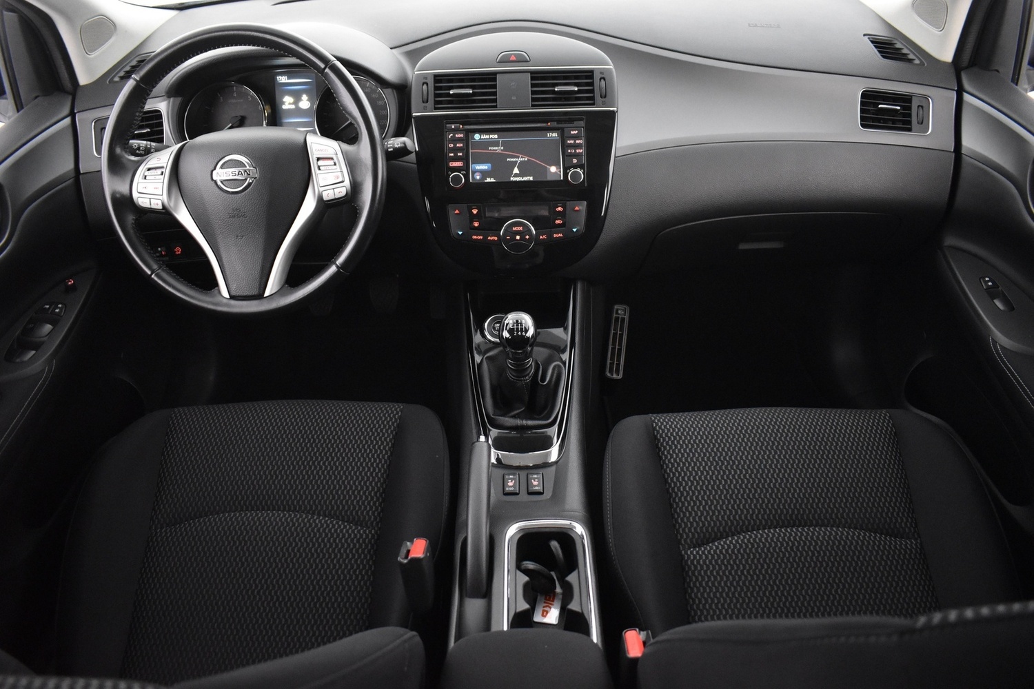 Nissan Pulsar vaihtoauto