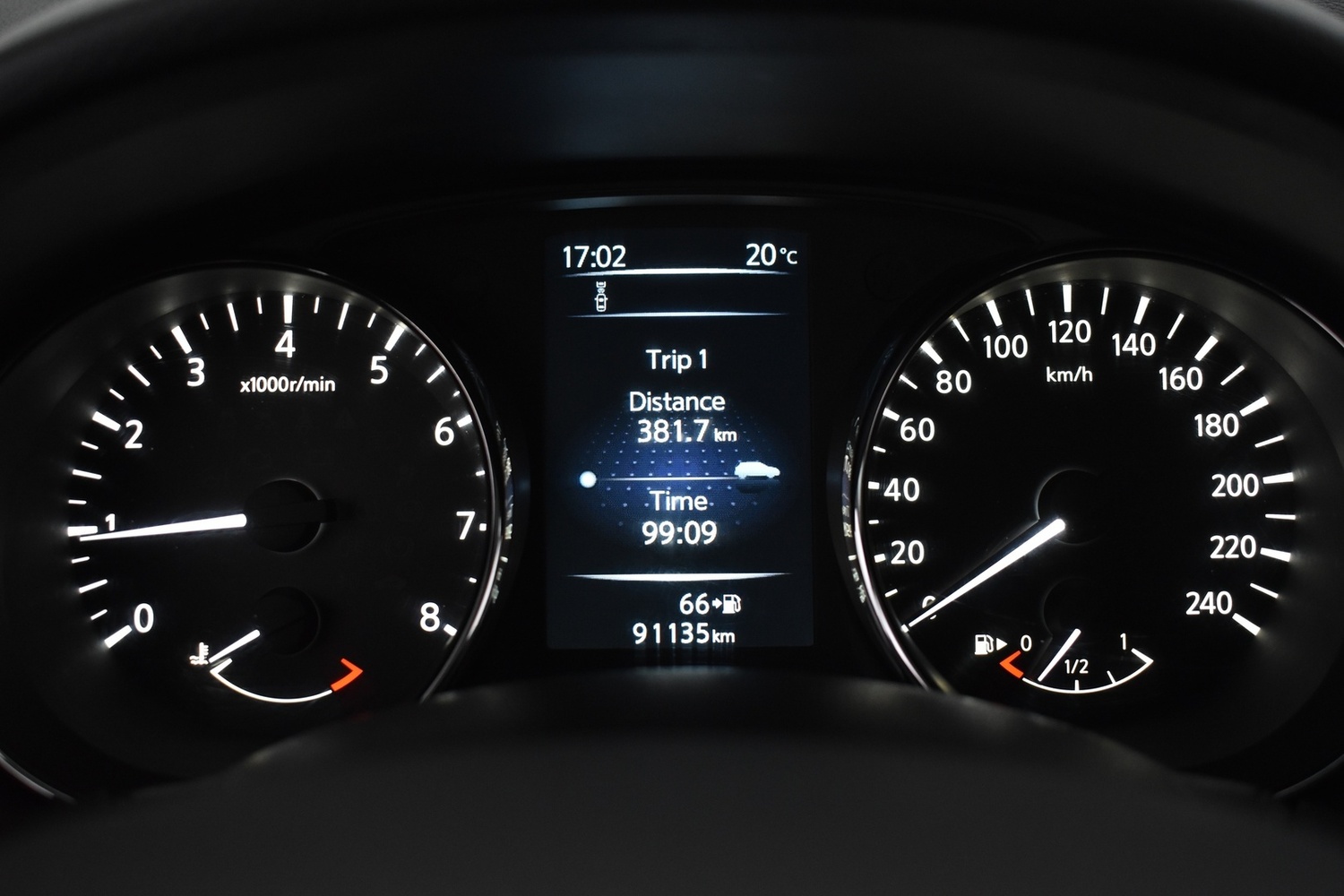 Nissan Pulsar vaihtoauto