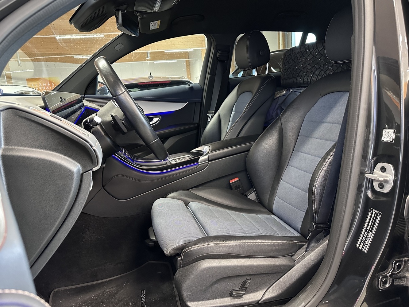 Mercedes-Benz EQC vaihtoauto