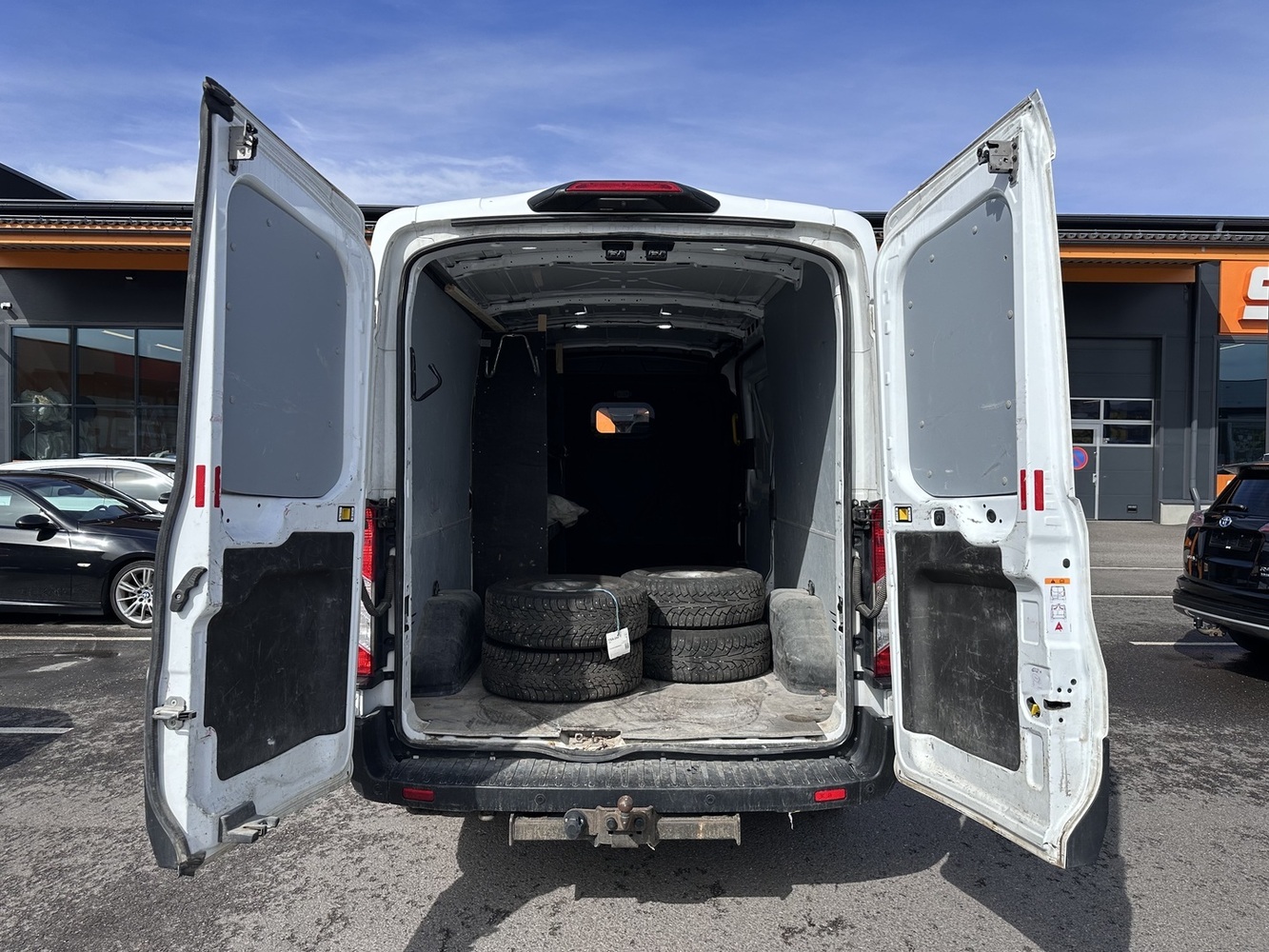 Ford Transit vaihtoauto