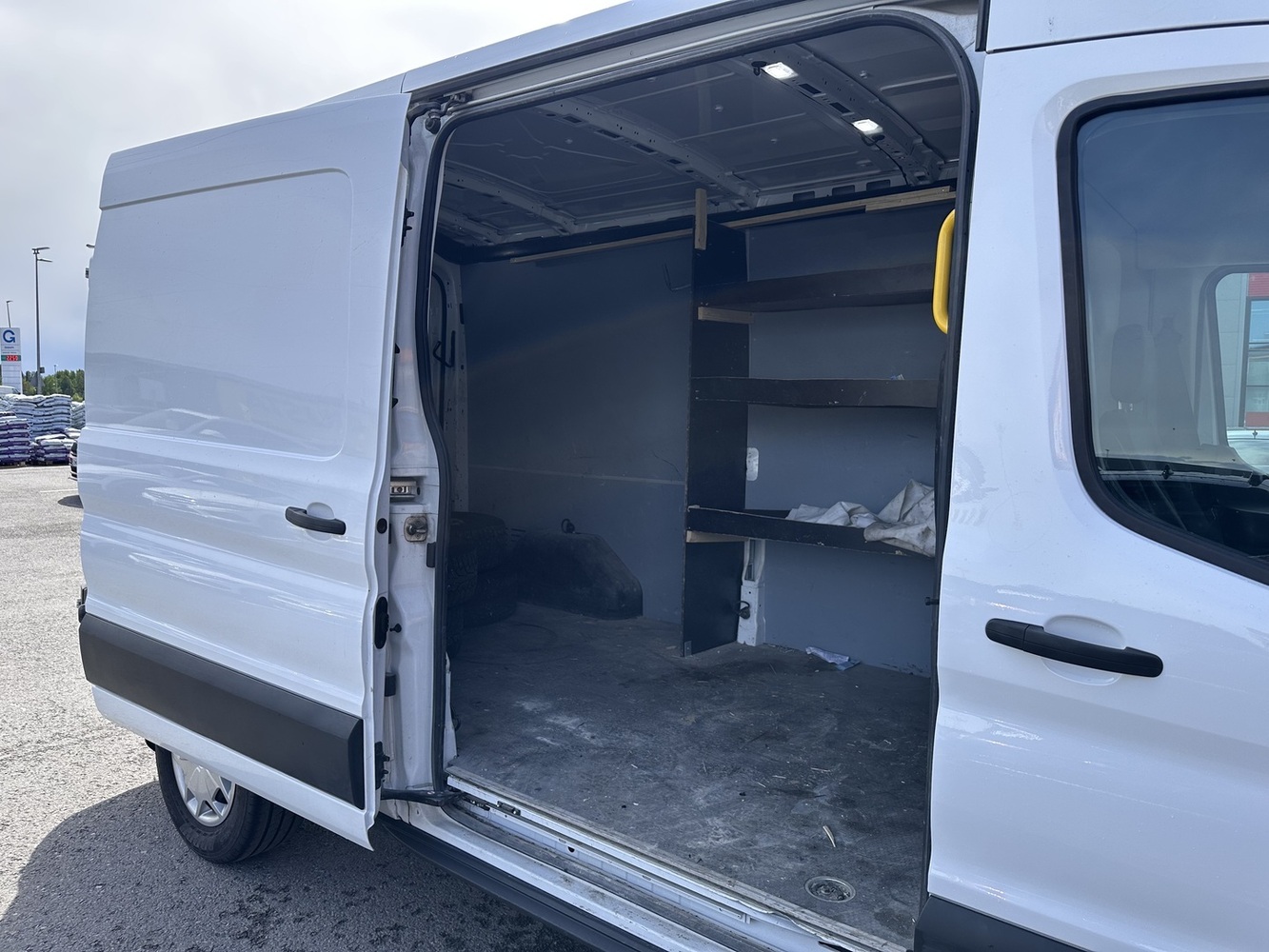 Ford Transit vaihtoauto