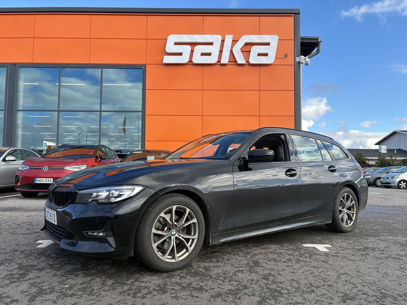 BMW 320 vaihtoauto