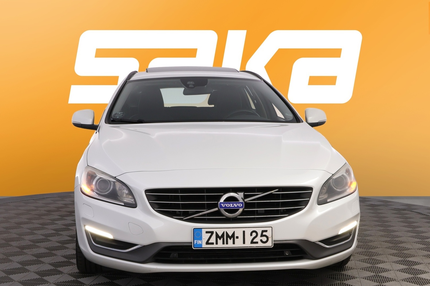 Volvo V60 vaihtoauto