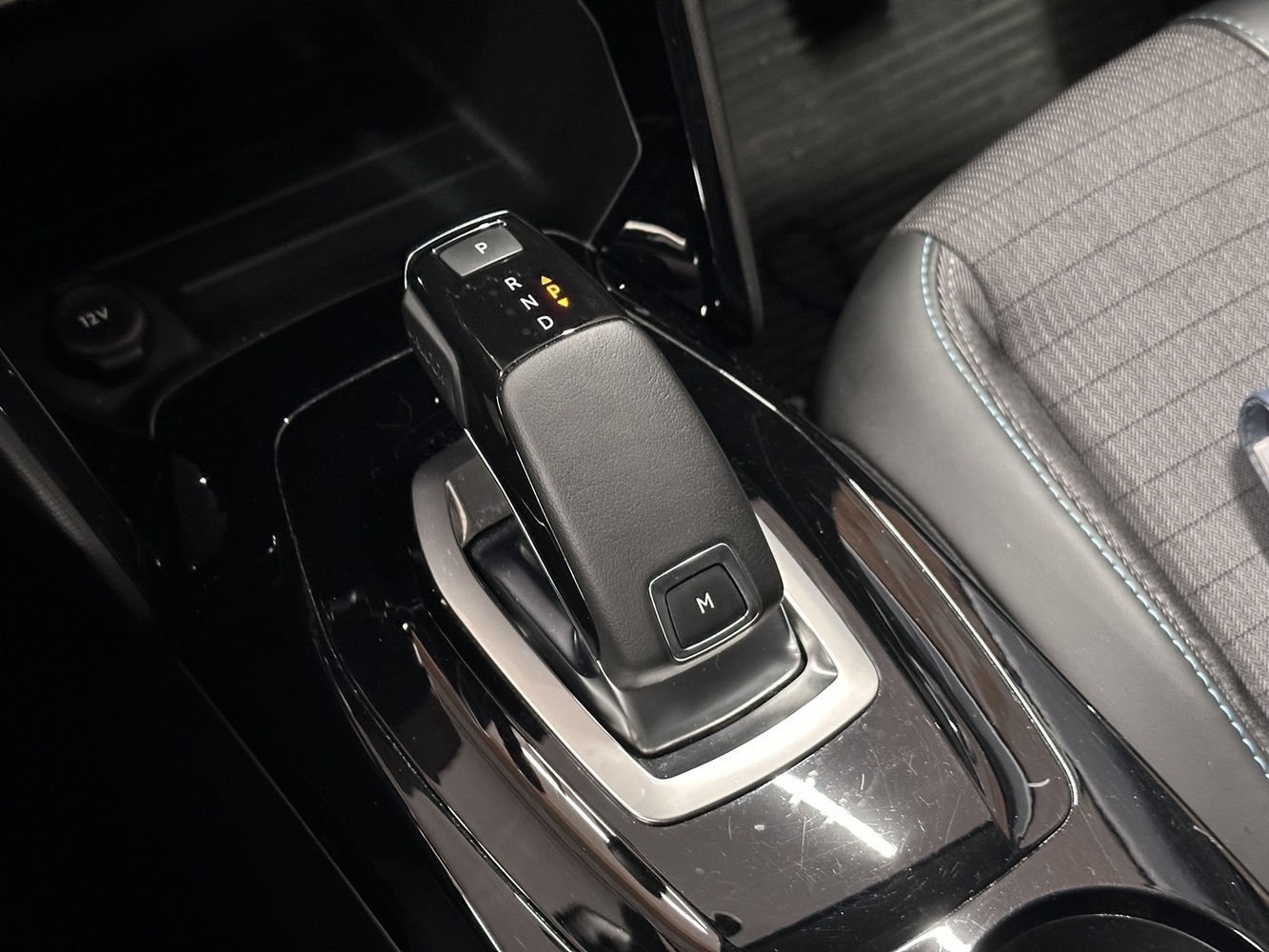 Peugeot 208 vaihtoauto