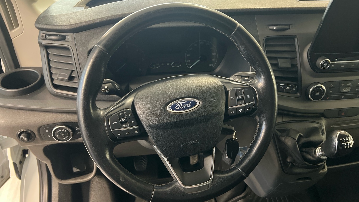 Ford Transit vaihtoauto