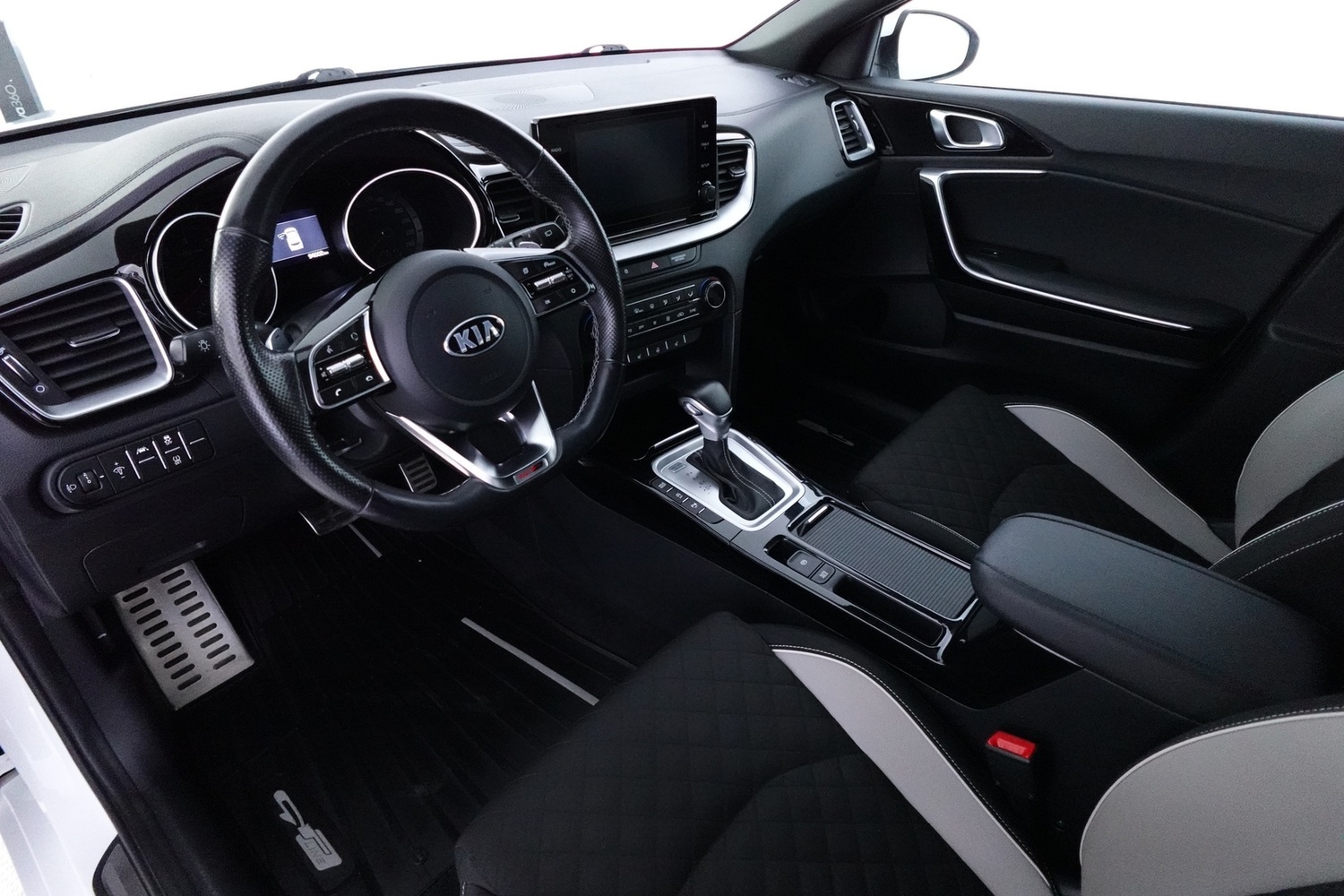 Kia Proceed vaihtoauto
