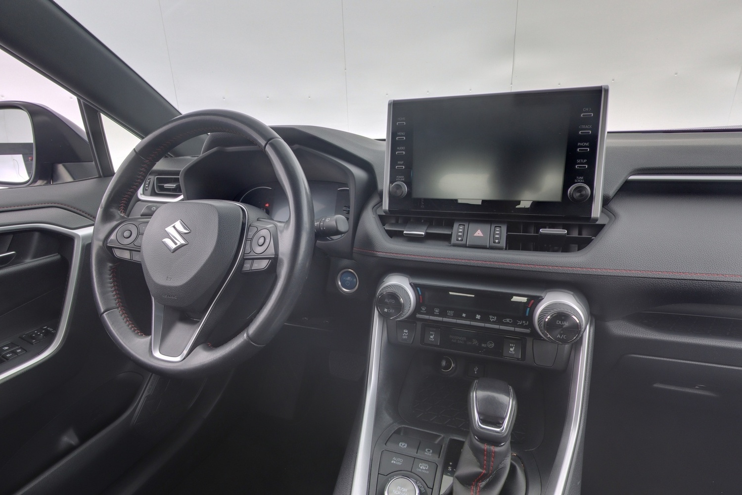 Suzuki Across vaihtoauto