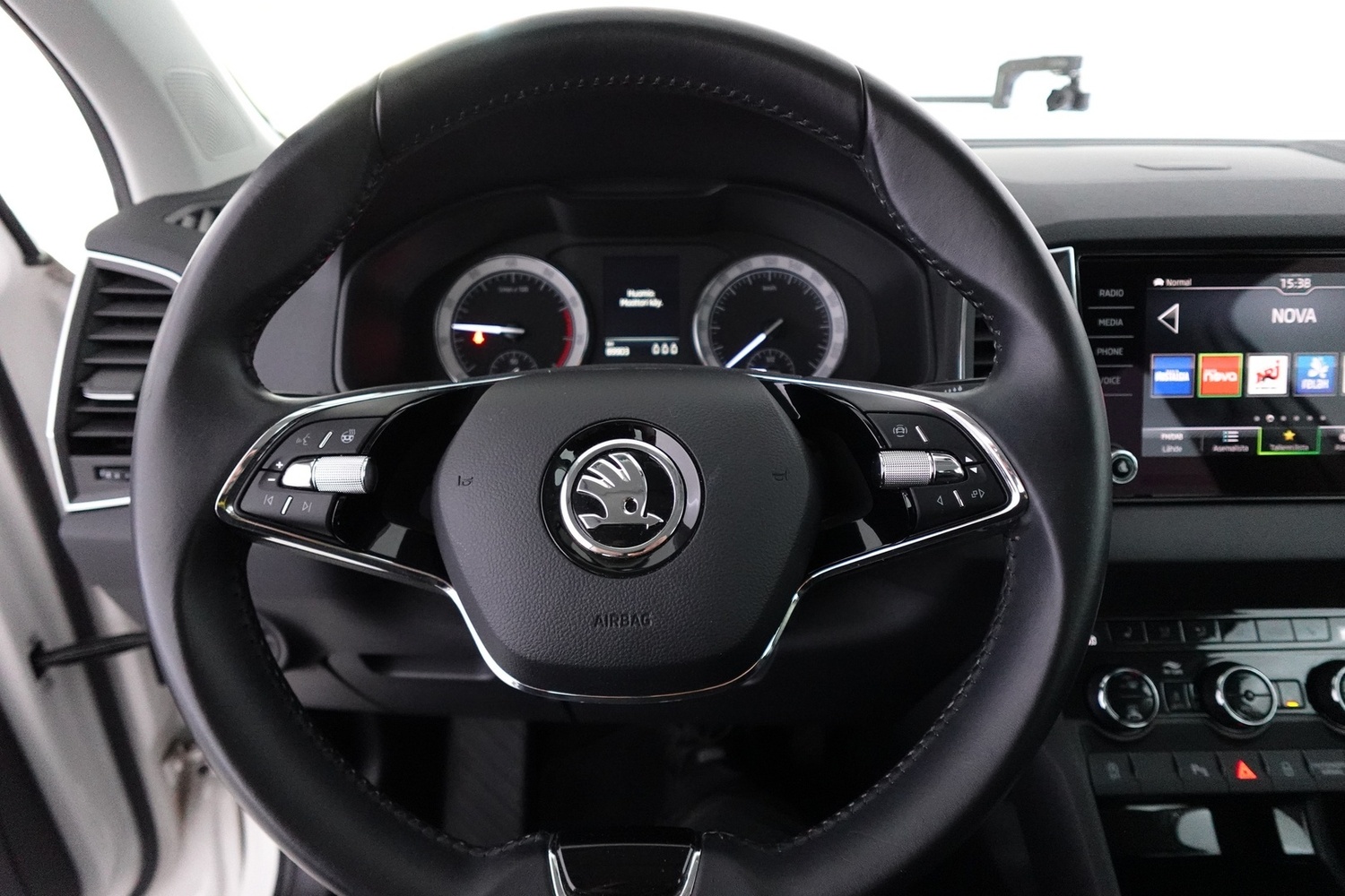 Skoda Karoq vaihtoauto
