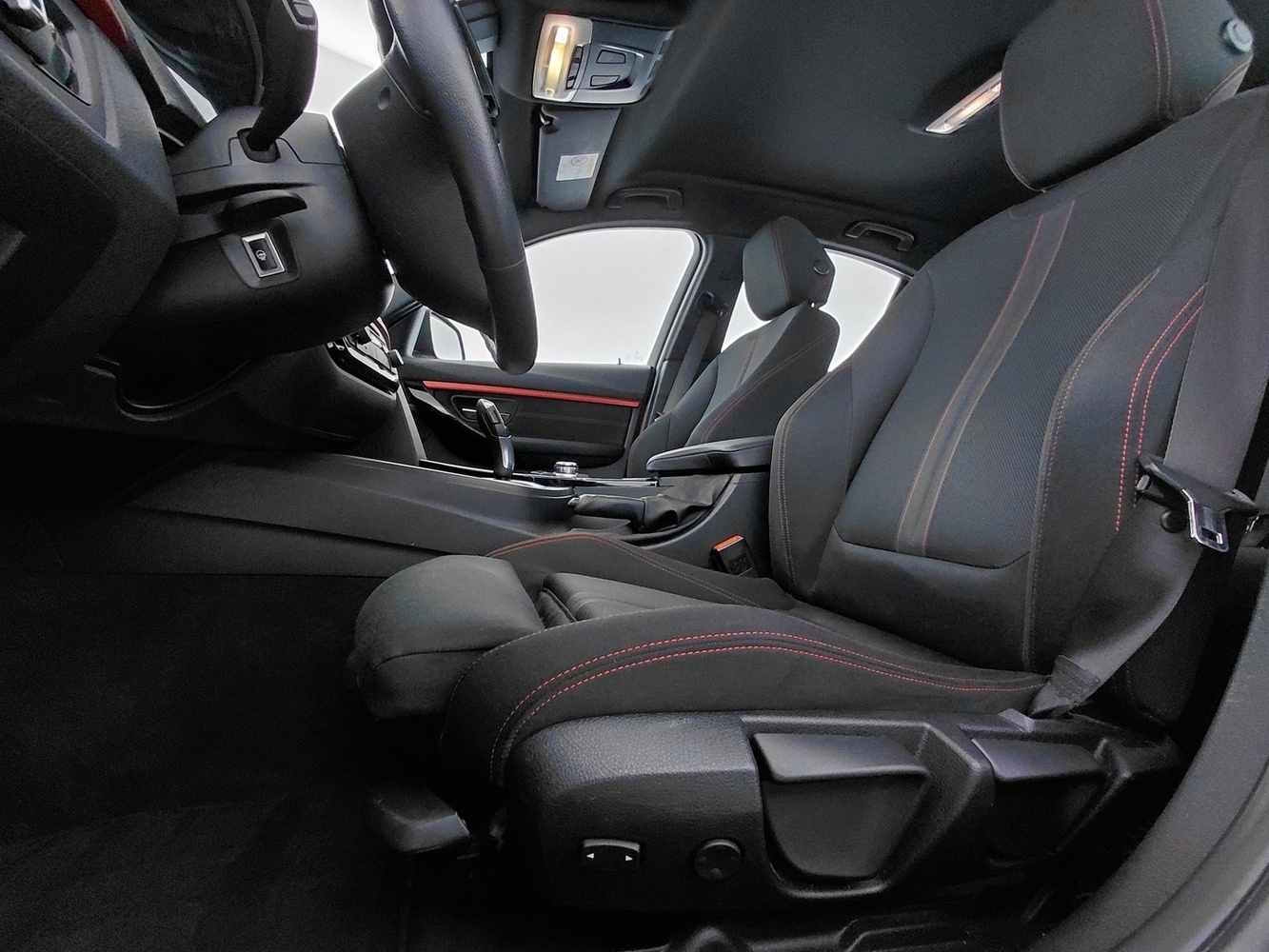 BMW 320 vaihtoauto