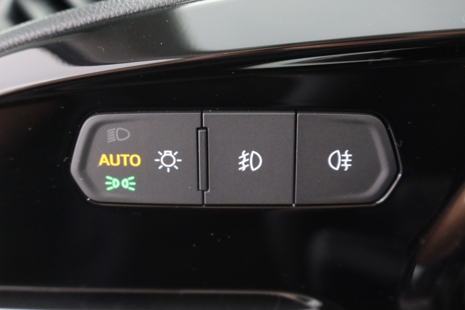 Ford Transit Connect vaihtoauto