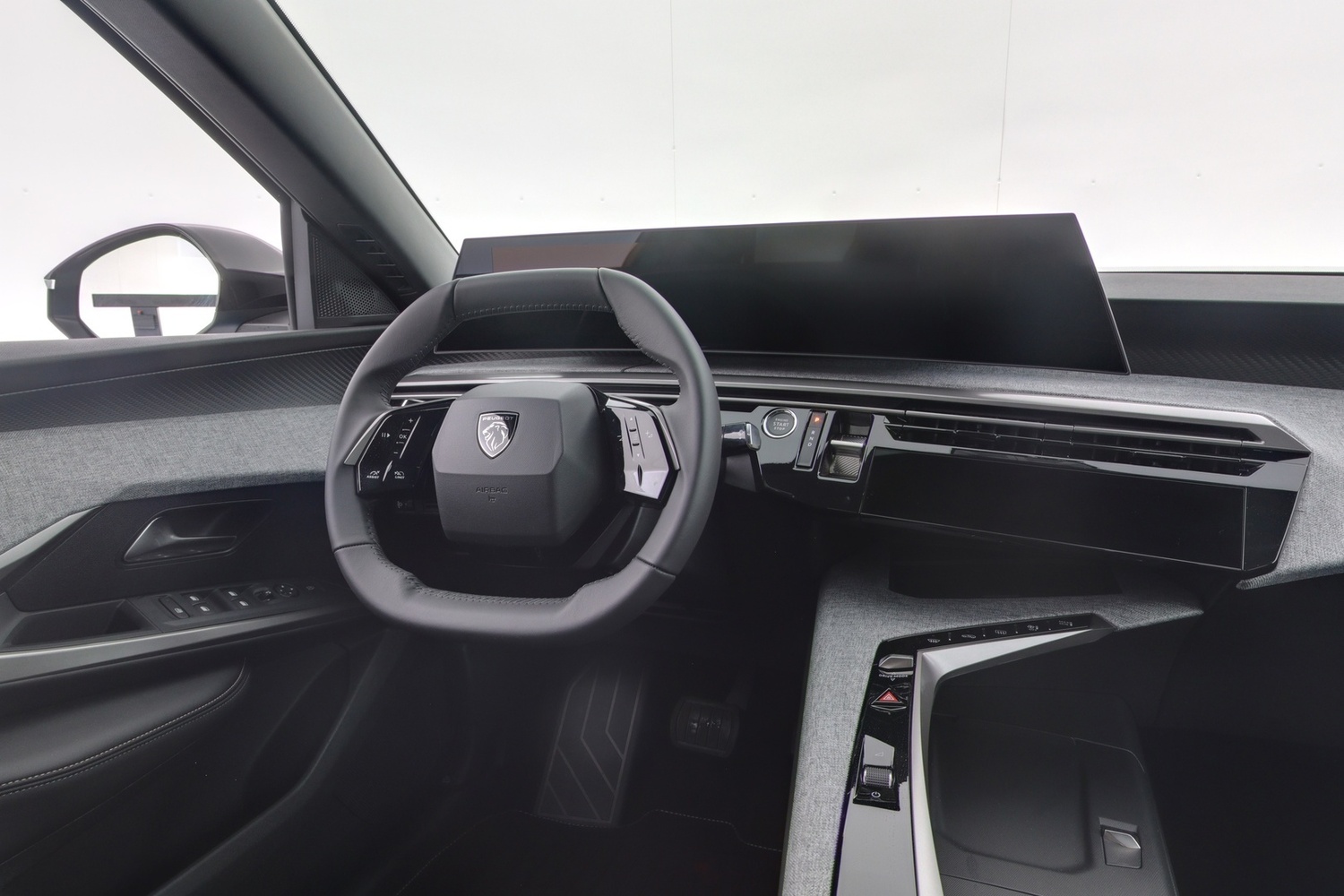 Peugeot E-3008 vaihtoauto