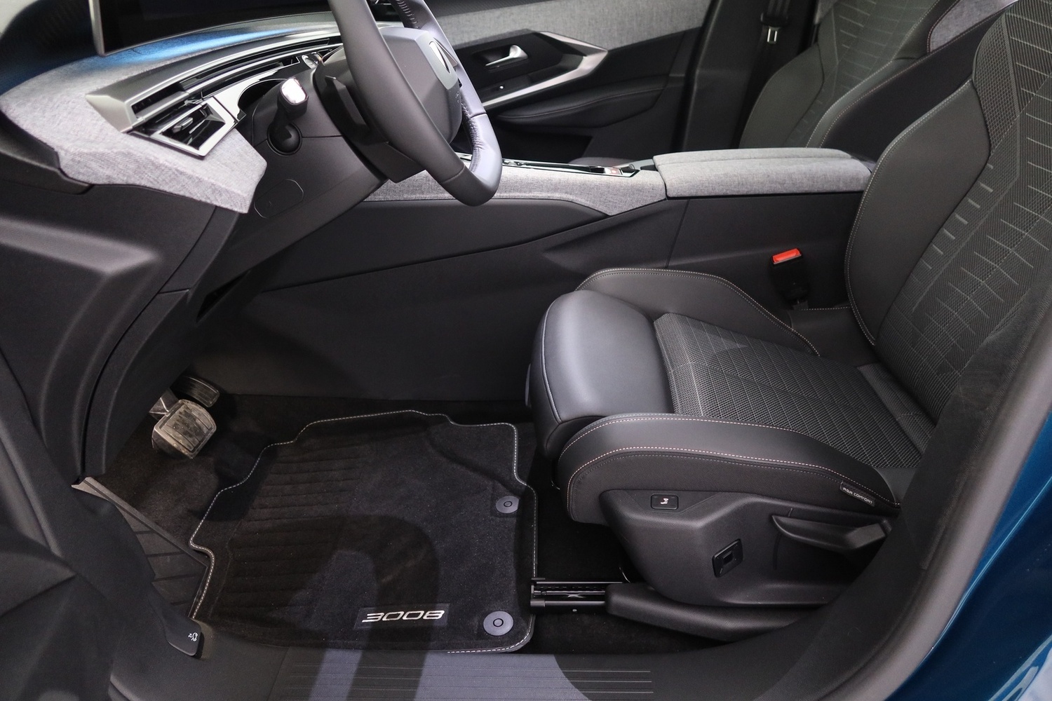 Peugeot E-3008 vaihtoauto