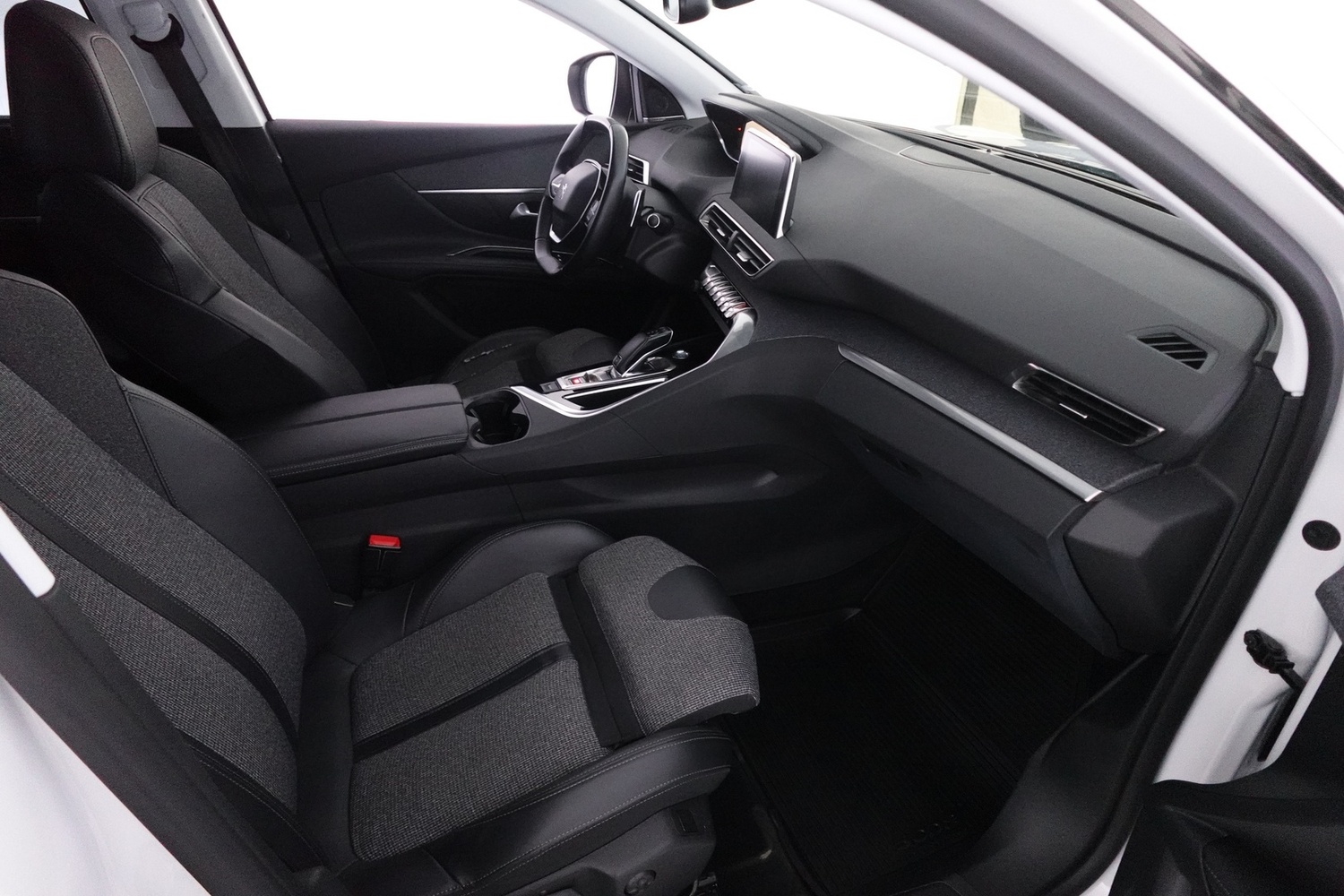 Peugeot 5008 vaihtoauto