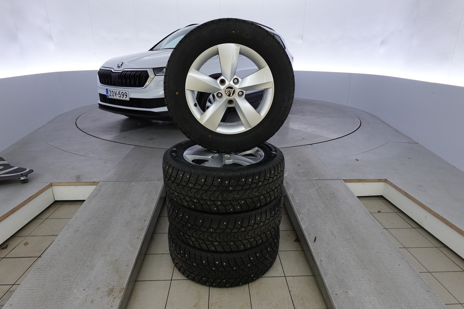 Skoda Karoq vaihtoauto