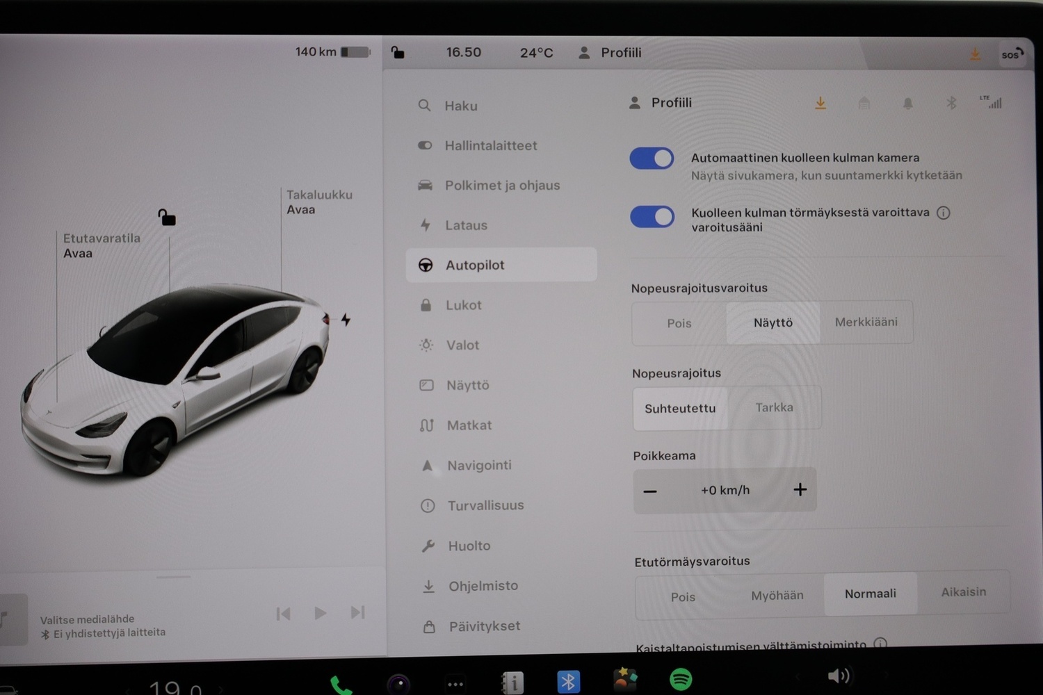 Tesla Model 3 vaihtoauto