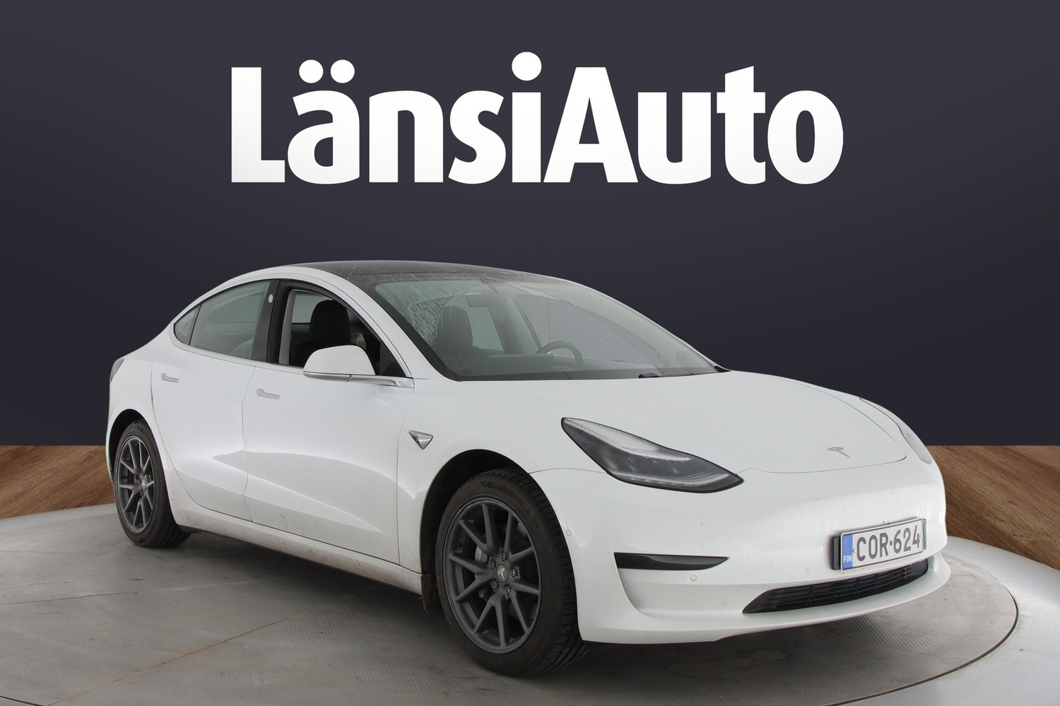 Tesla Model 3 vaihtoauto
