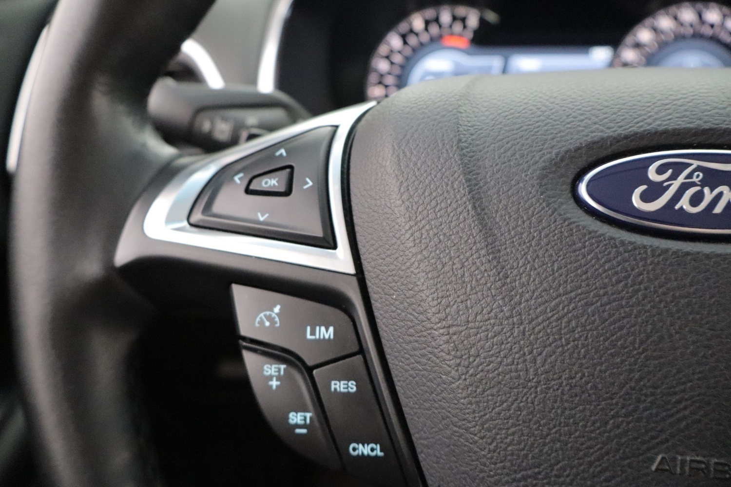 Ford Edge vaihtoauto