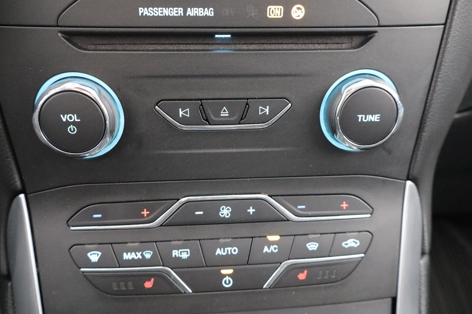 Ford Edge vaihtoauto