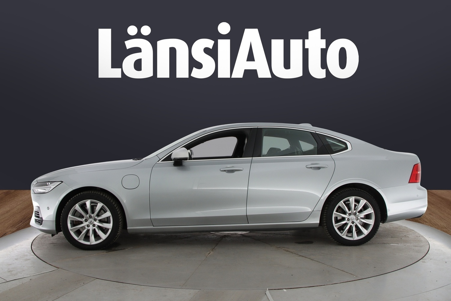 Volvo S90 vaihtoauto