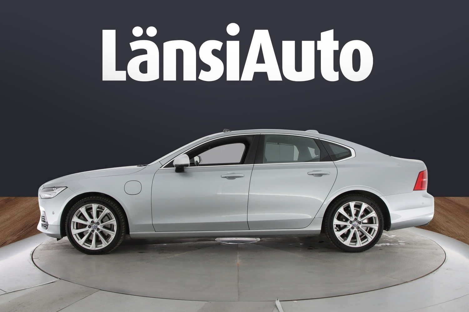 Volvo S90 vaihtoauto