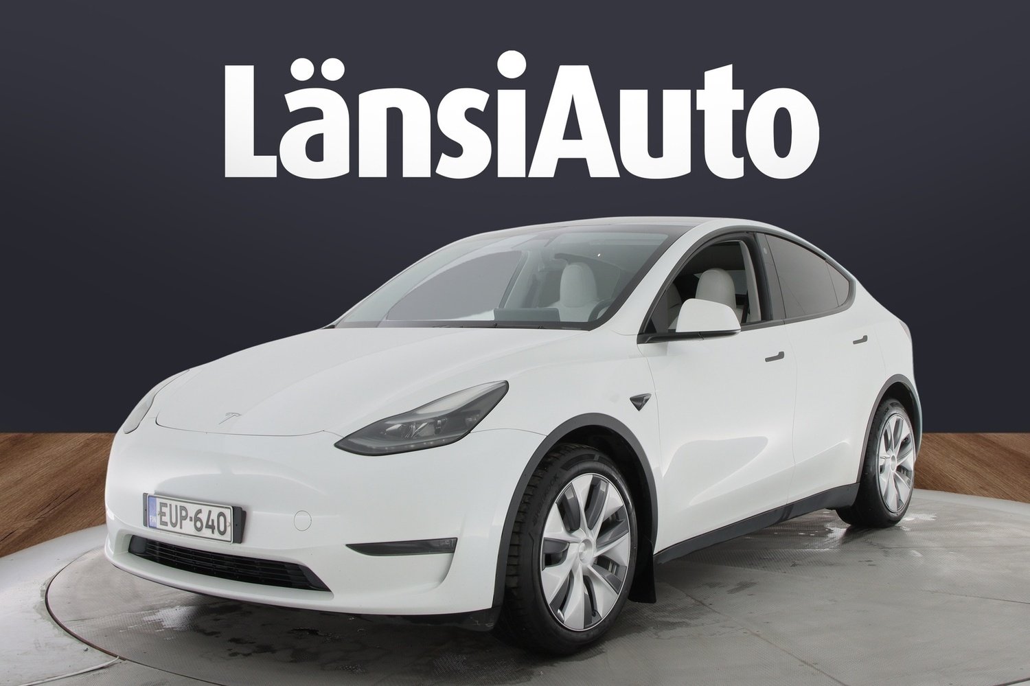 Tesla Model Y vaihtoauto
