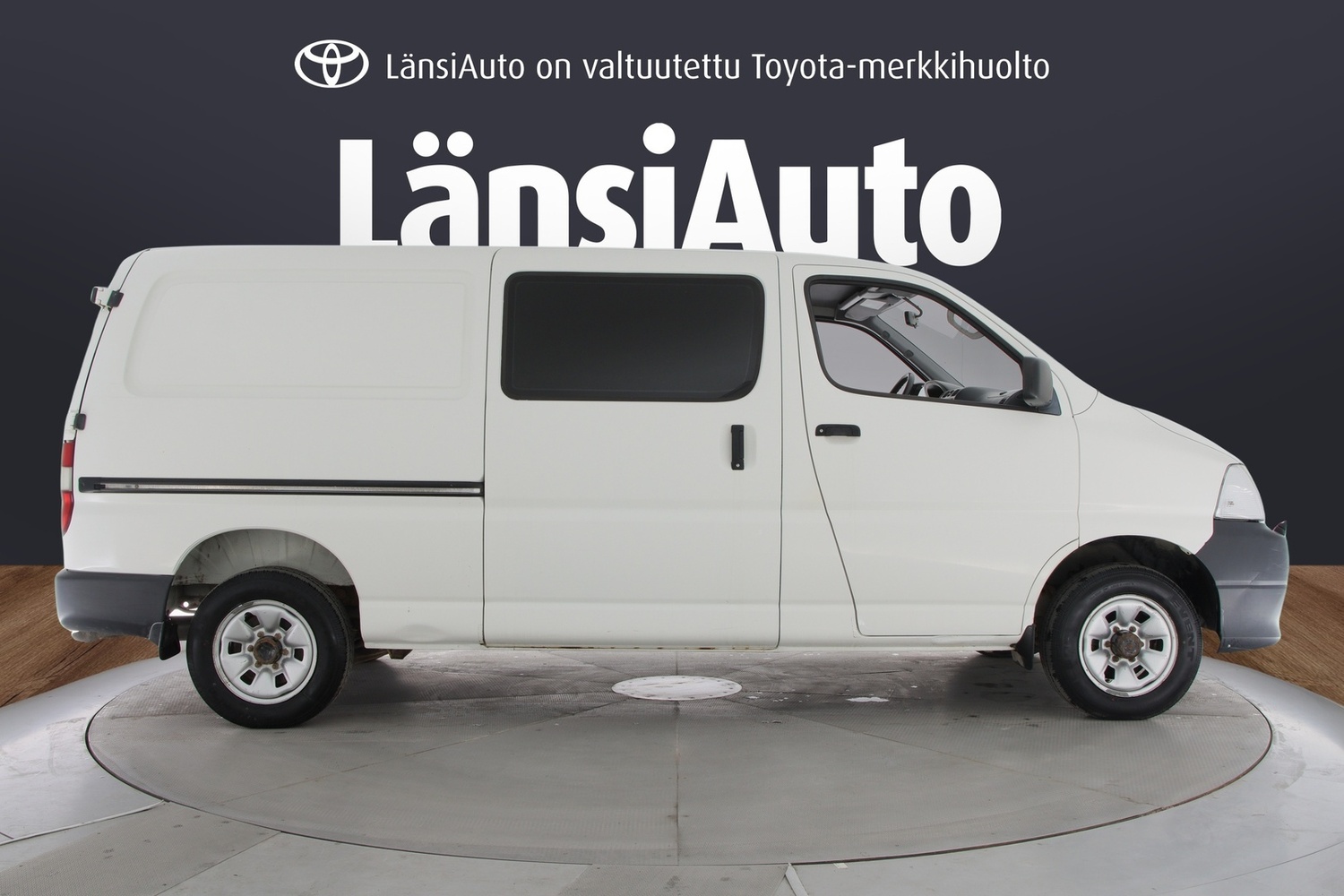 Toyota Hiace vaihtoauto