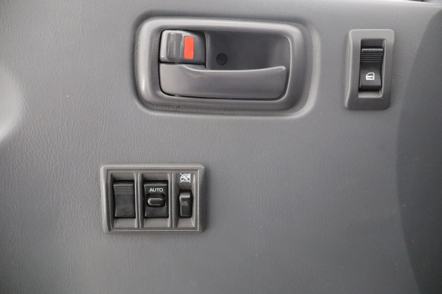 Toyota Hiace vaihtoauto