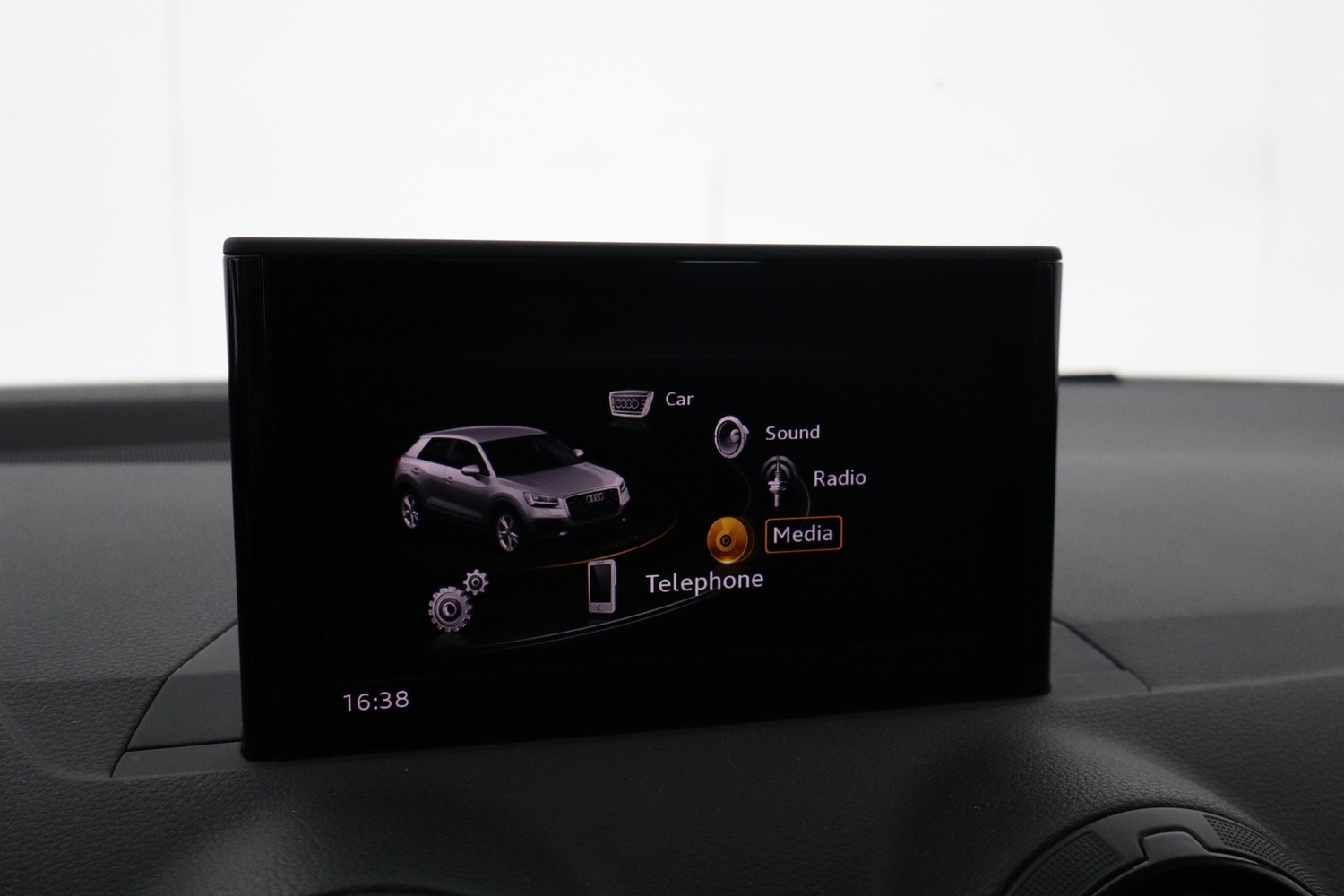 Audi Q2 vaihtoauto